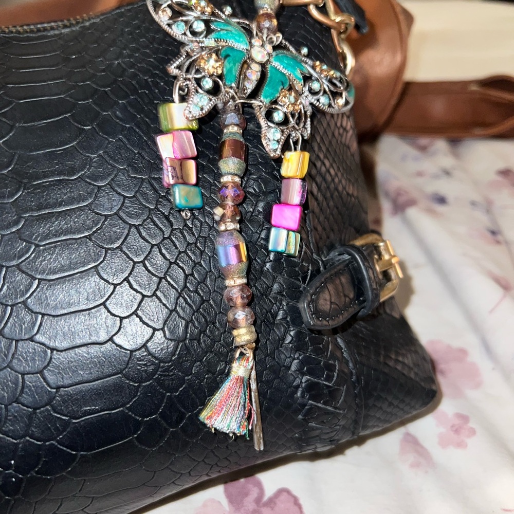 Colorful Beaded Butterfly Keychain - Picture 3 of 4